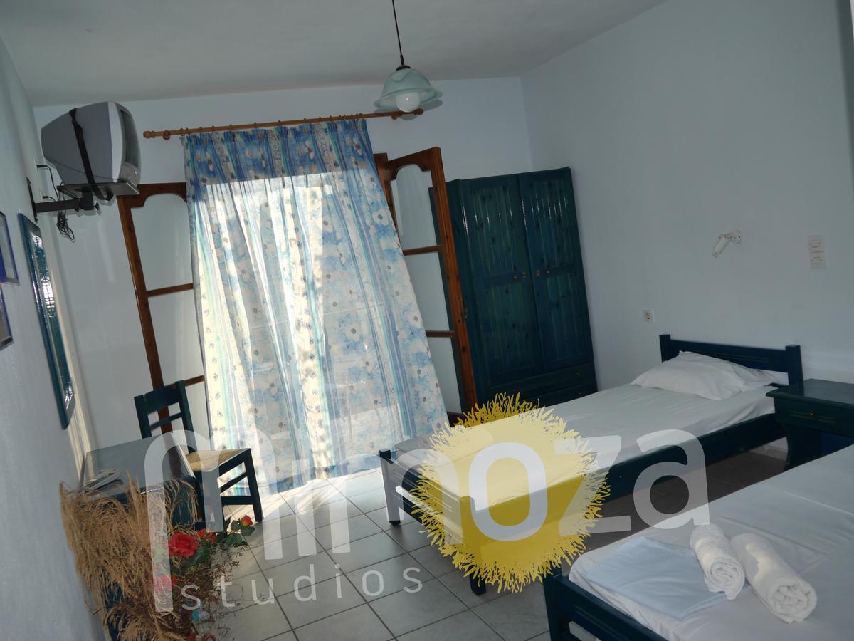 Mimoza Studios Skiathos Town Ngoại thất bức ảnh